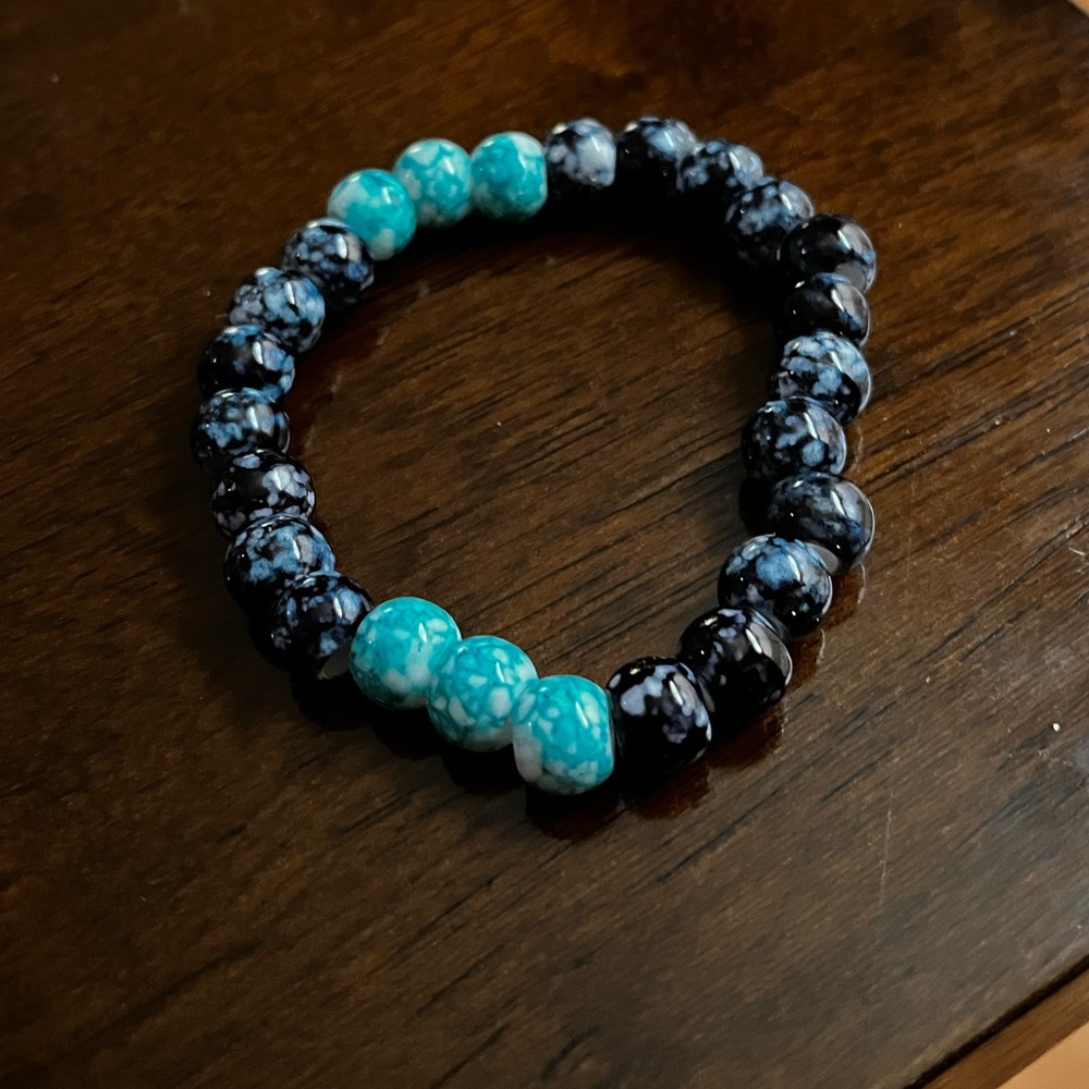 Dark Blue and Teal Beaded Bracelet